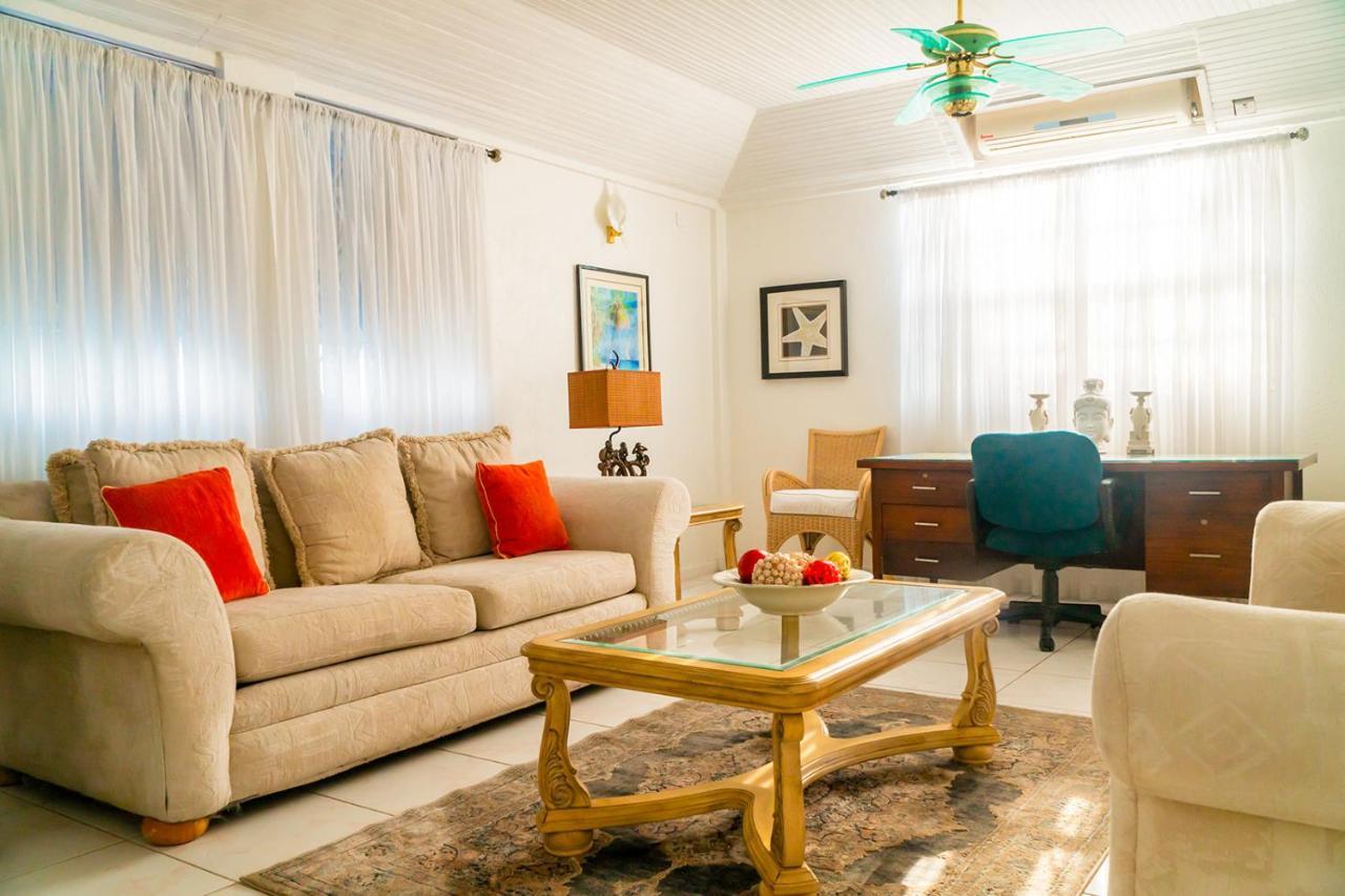 Banyan Beach House Villa بريدج تاون المظهر الخارجي الصورة